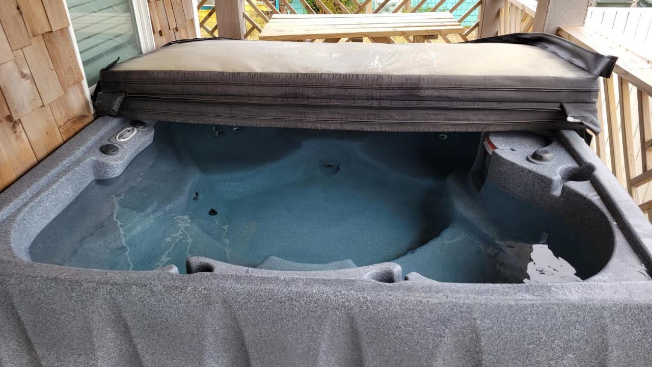 2508 Beach Rd, Semi-Oceanfront, Pool/Hot Tub Nags Head Exterior foto